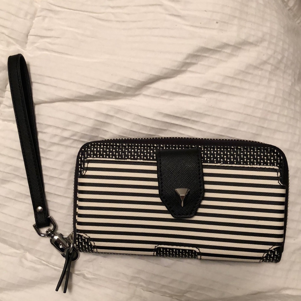 Stella and Dot City Slim Clutch